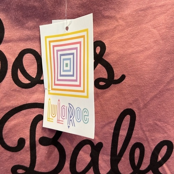 LALAROE Simply Comfortable Tee Shirt,Multi Sizes, 60% Cotton, 40% Polyester - Picture 4 of 5